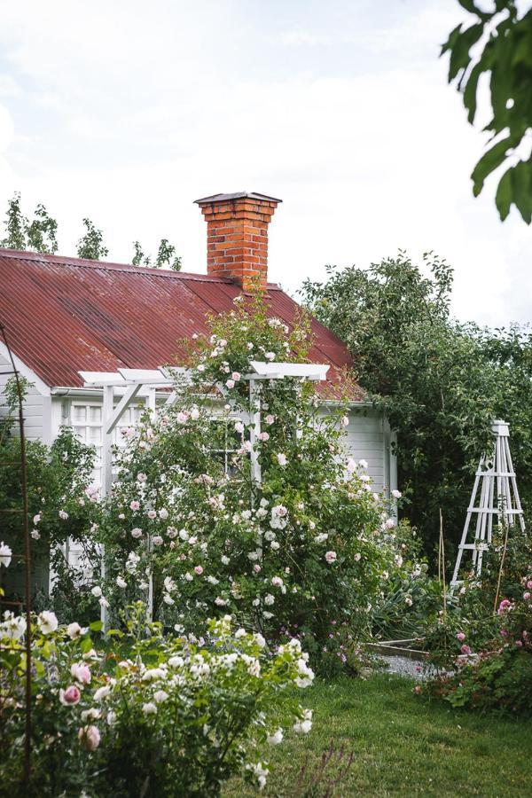 Vallby Cottage Enkoping Bagian luar foto