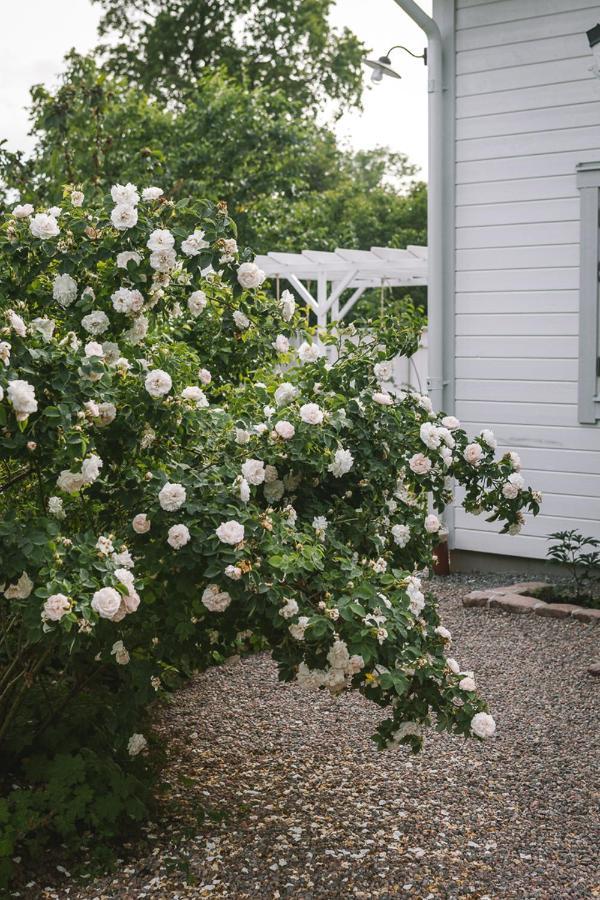 Vallby Cottage Enkoping Bagian luar foto