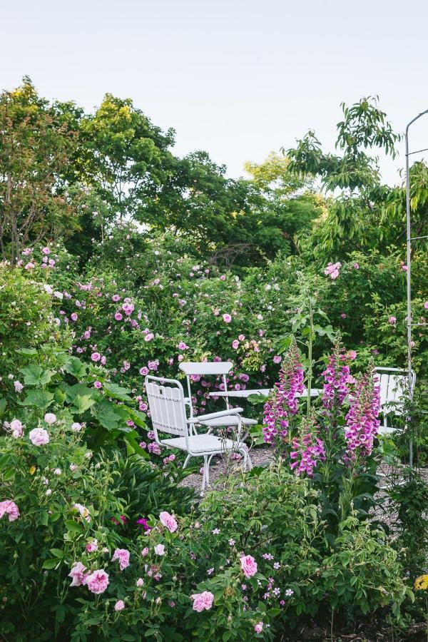 Vallby Cottage Enkoping Bagian luar foto